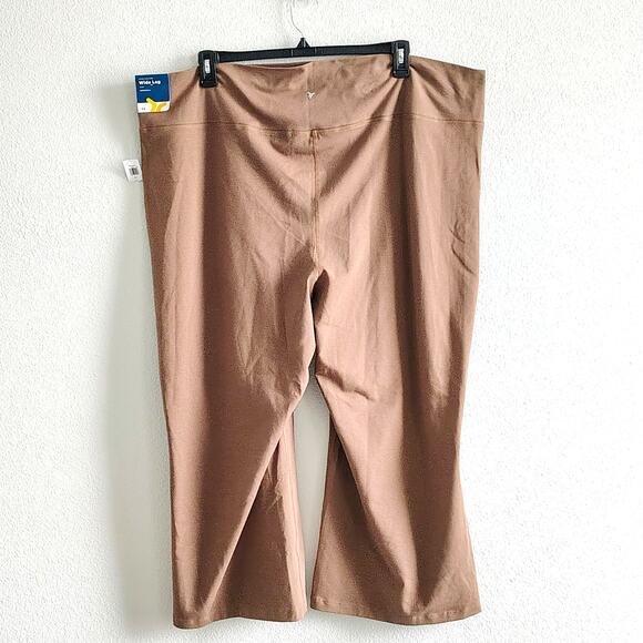 Old Navy Plus Size 4x Brown PowerChill Extra High Rise Wide Leg Crop Legging NEW - Picture 3 of 8